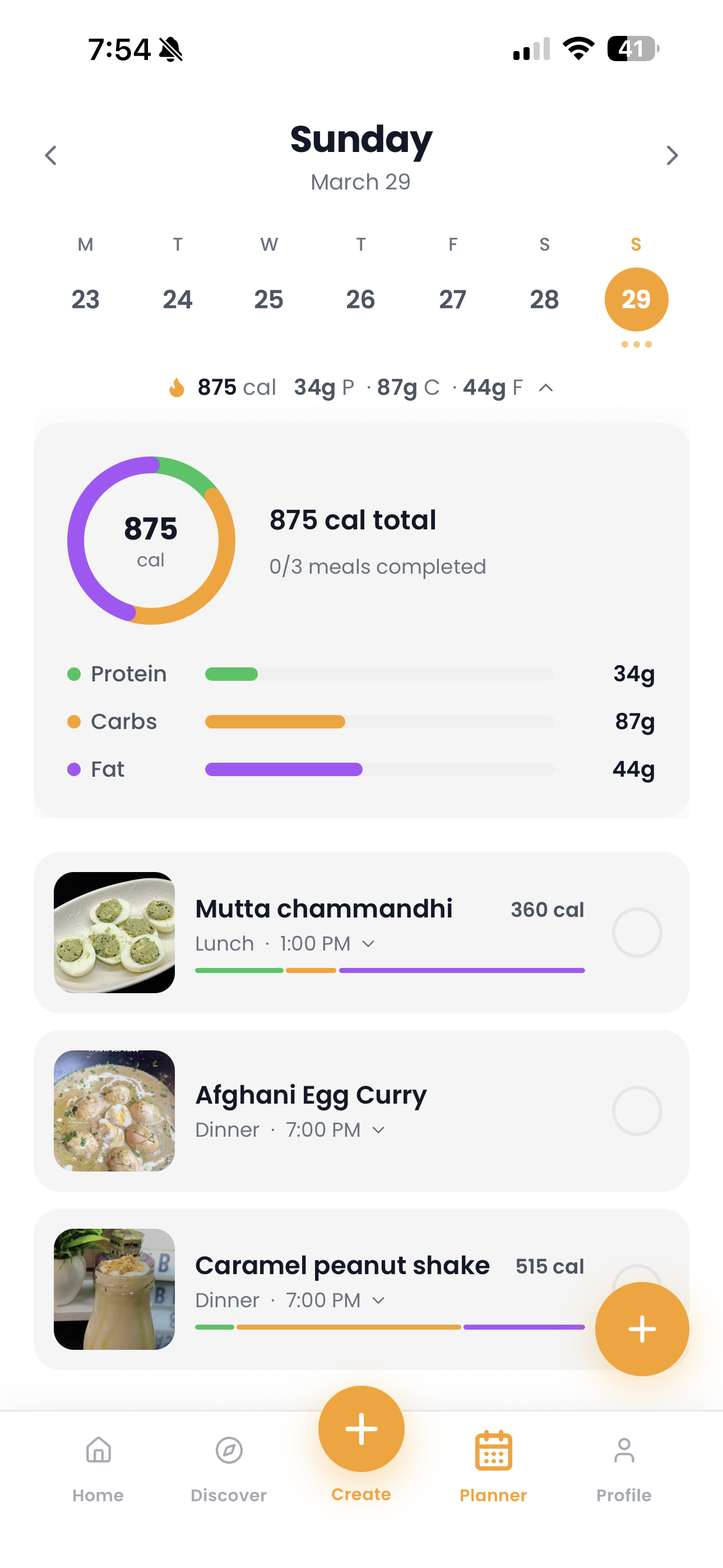 Mageiro meal planner showing daily meals with calorie and macro tracking